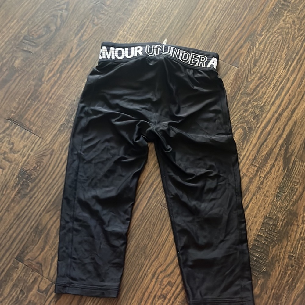 Capris - Picture 5 of 5